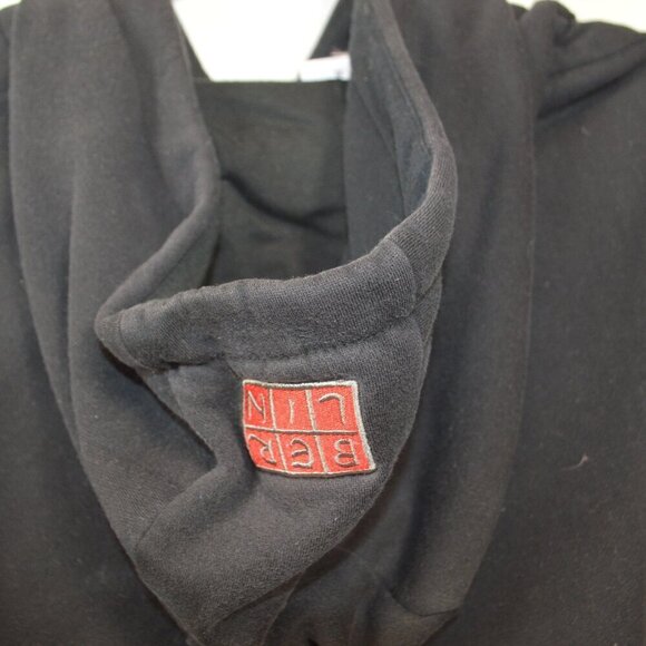 Men’s Berlin Germany Black & Red Hoodie Size XL – Drawstring – EUC - Picture 4 of 4